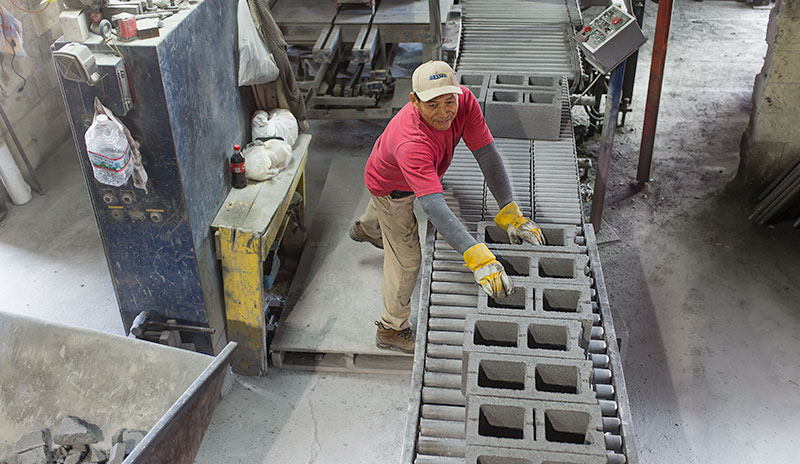 The Bladensburg site produces ten to twelve million concrete blocks a year (photo)
