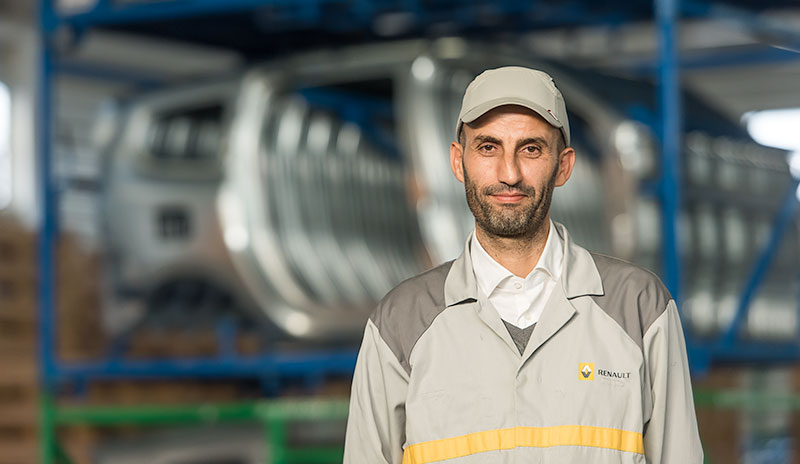 Leitet den Materialtransport bei Renault Tanger: Mohammed el-Bakrimi (Foto)