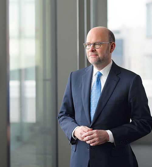 Gordon Riske, CEO (photo)