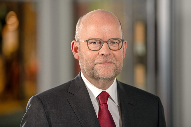 Gordon Riske, CEO (photo)